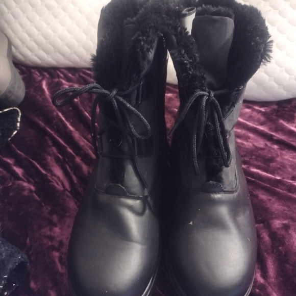 Women's Totes boots size 9 - Picture 2 of 16
